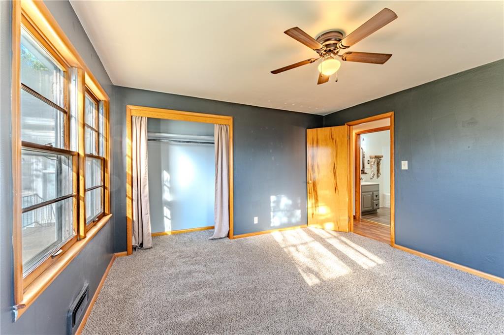404 N State Street Property Photo 17