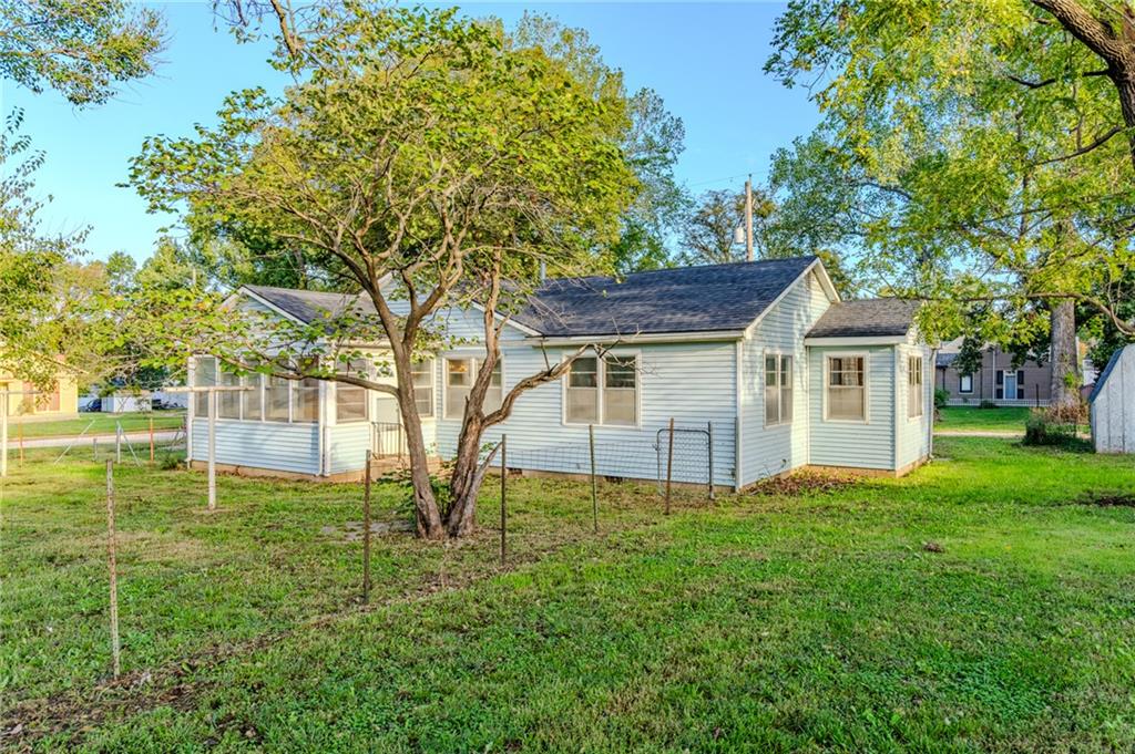404 N State Street Property Photo 22