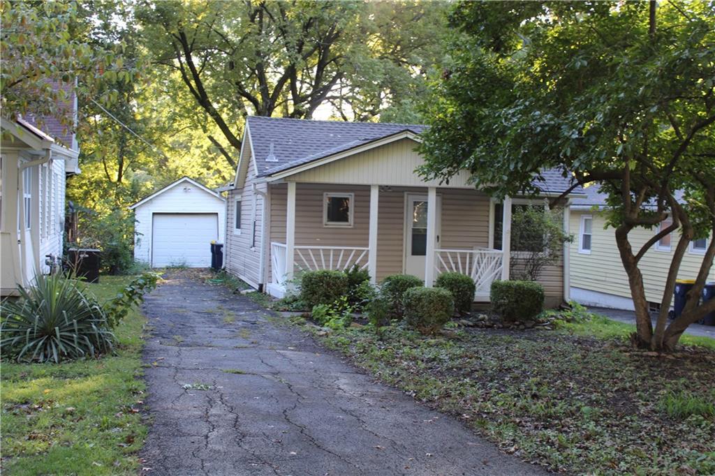 7811 Summit Street Property Photo 1