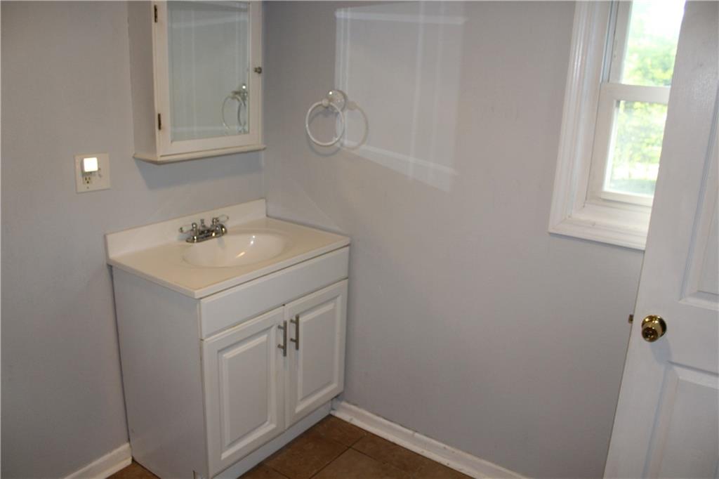 7811 Summit Street Property Photo 7