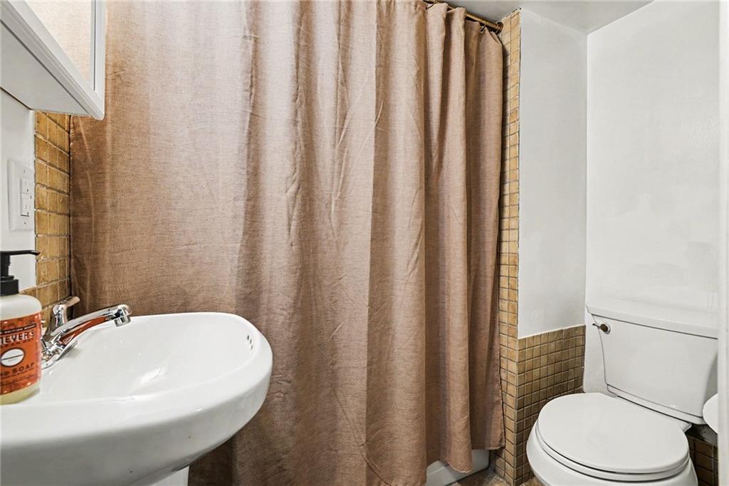 8101 Belleview Avenue Property Photo 18