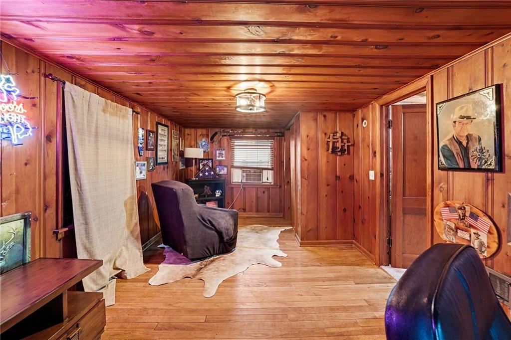 8101 Belleview Avenue Property Photo 21