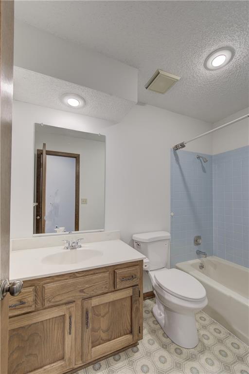 5712 Long Avenue Property Photo 17
