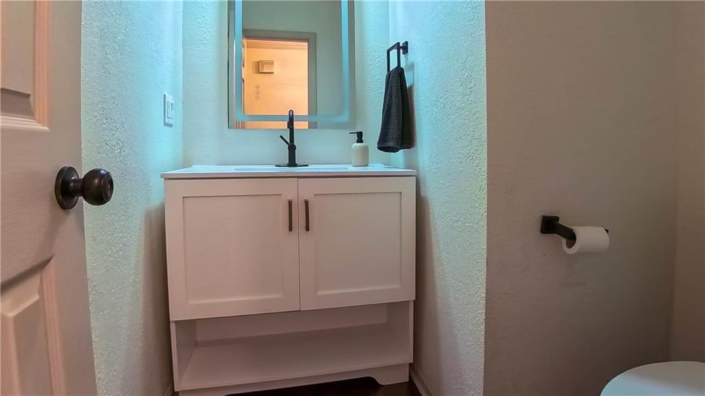 9624 N Wayne Avenue Property Photo 28
