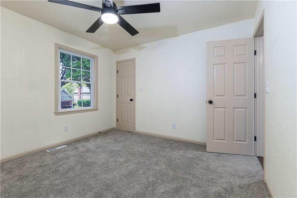 9624 N Wayne Avenue Property Photo 35