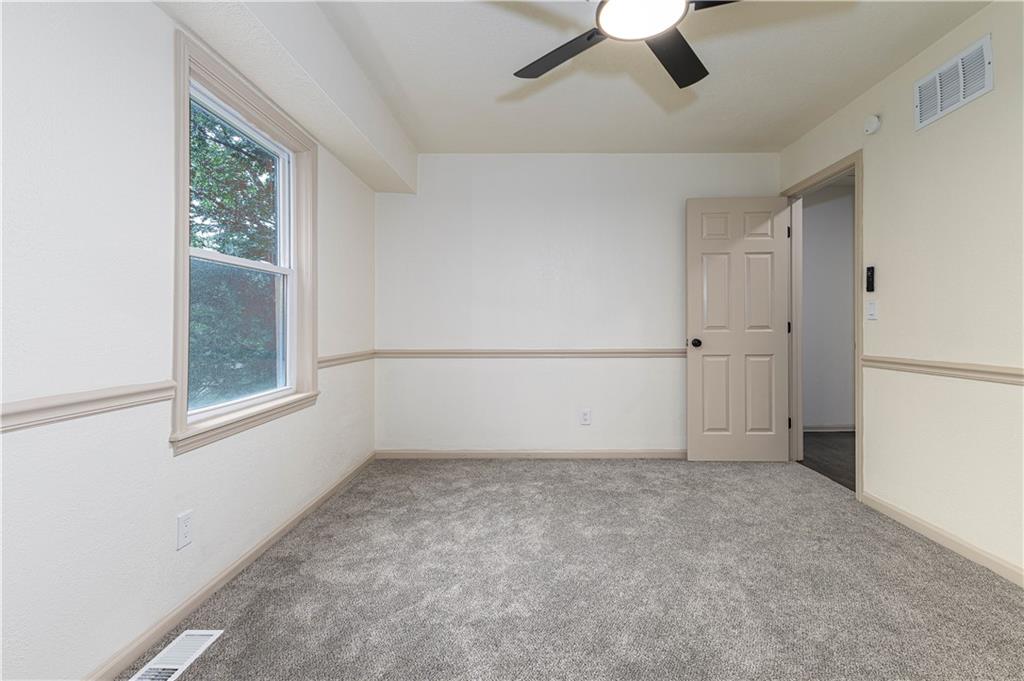 9624 N Wayne Avenue Property Photo 38
