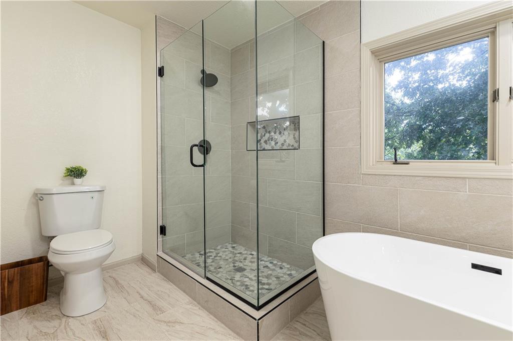 9624 N Wayne Avenue Property Photo 44