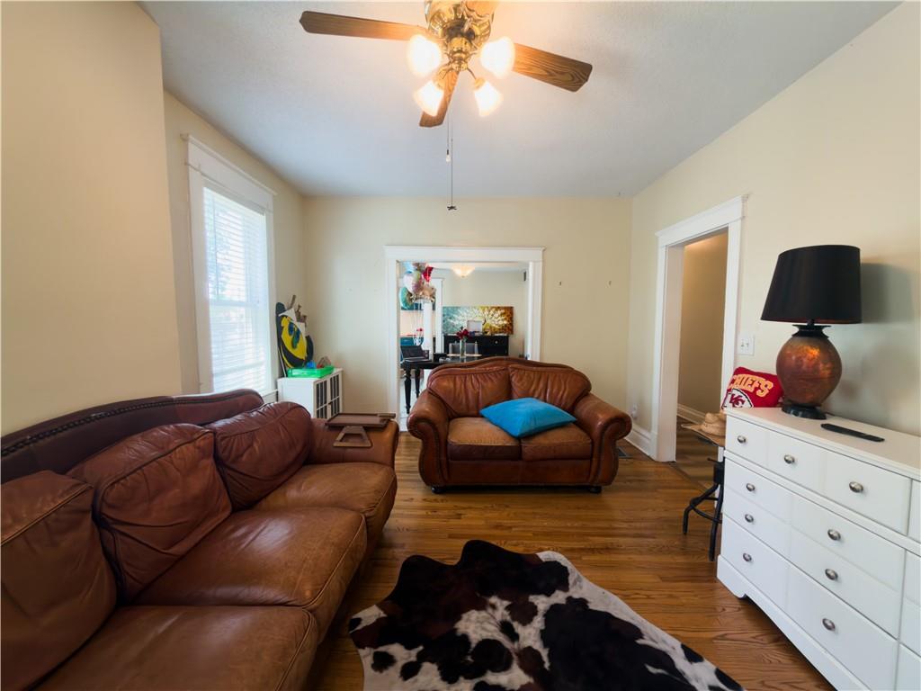 3226 Campbell Street Property Photo 5