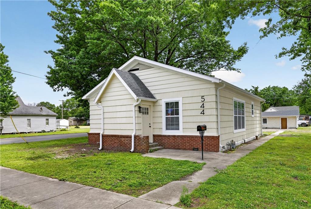 509 E Jefferson Street Property Photo 7