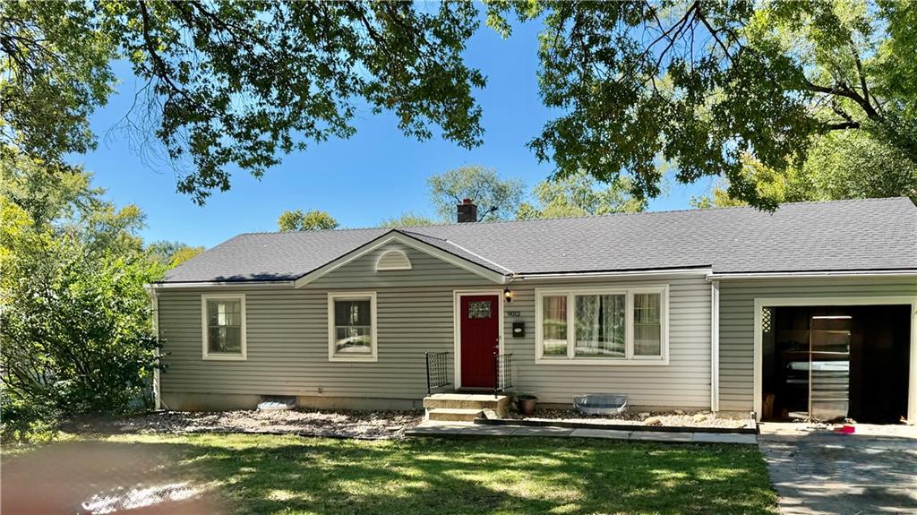 9012 Wornall Road Property Photo