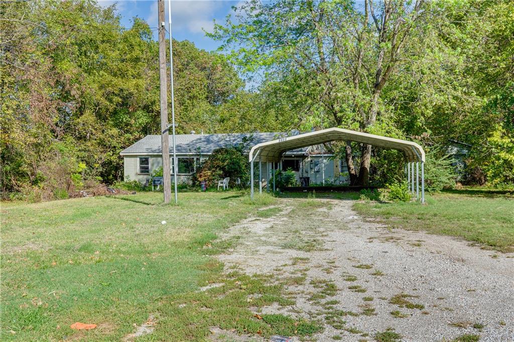 1909 & 1911 Front Street Property Photo 5