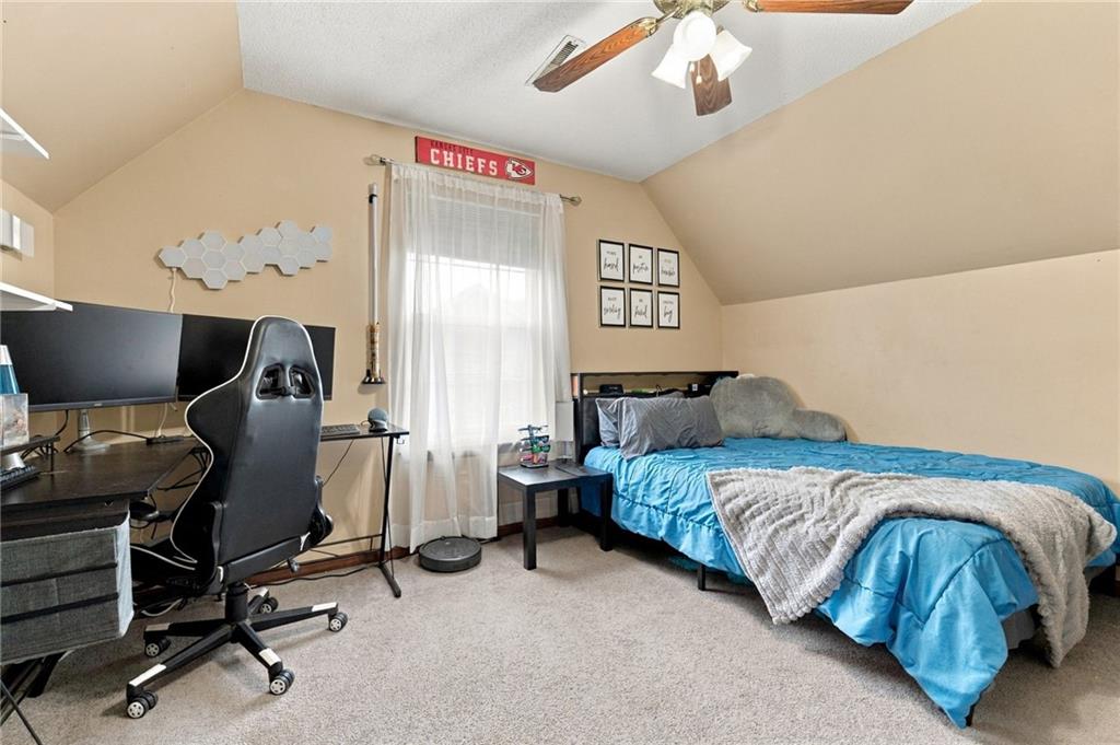 620 Se Ashton Drive Property Photo 24
