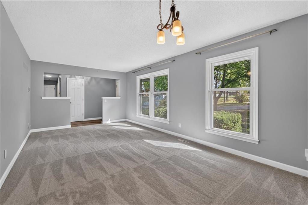 7920 N Euclid Avenue Property Photo 6