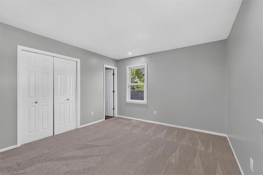 7920 N Euclid Avenue Property Photo 22