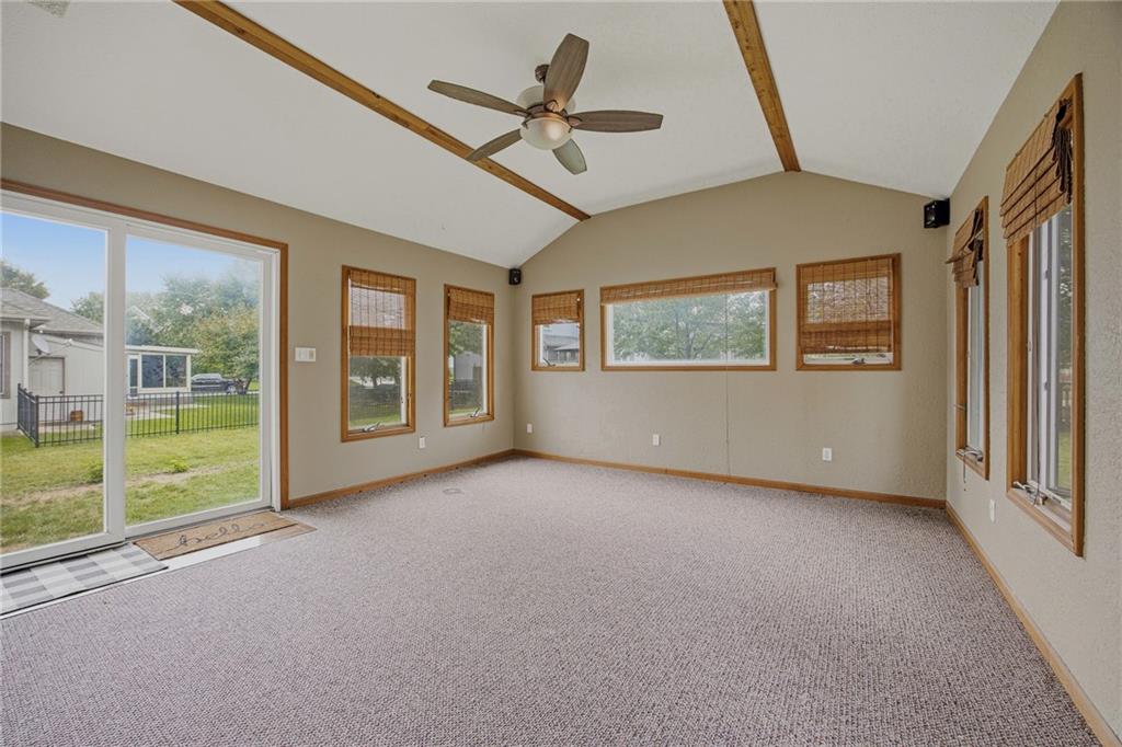 361 W Westhoff Place Property Photo 7