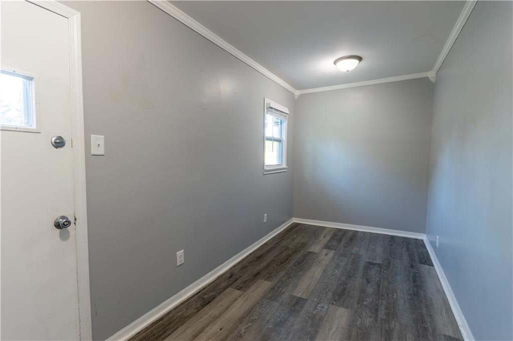 202 W Chestnut Street Property Photo 6