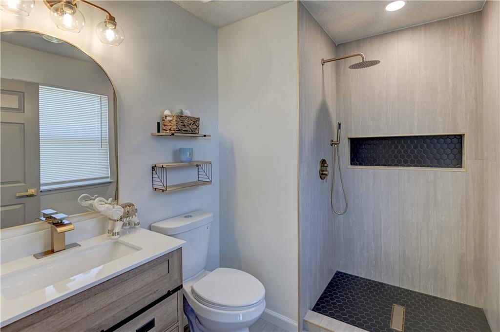 626 S Walnut Street Property Photo 19