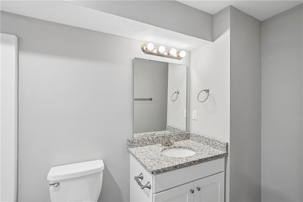 1208 Nw Hilltop Lane Property Photo 32