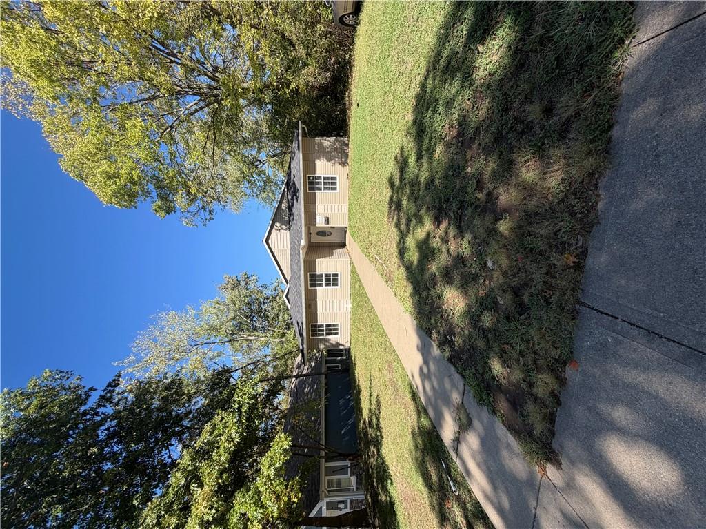 317 W Ming Street Property Photo 2