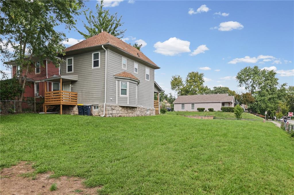 1411 E 35th Street Property Photo 25