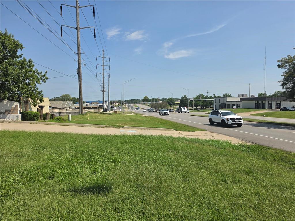 1101 Us 40 Highway Property Photo 3