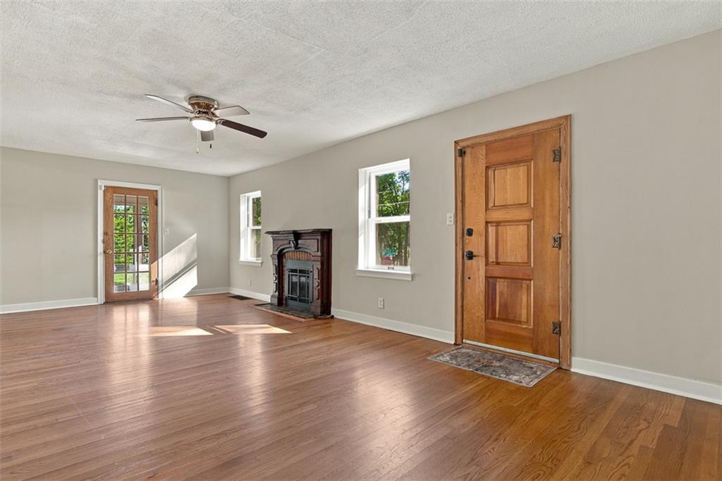 2914 Shrine Park Road Property Photo 6