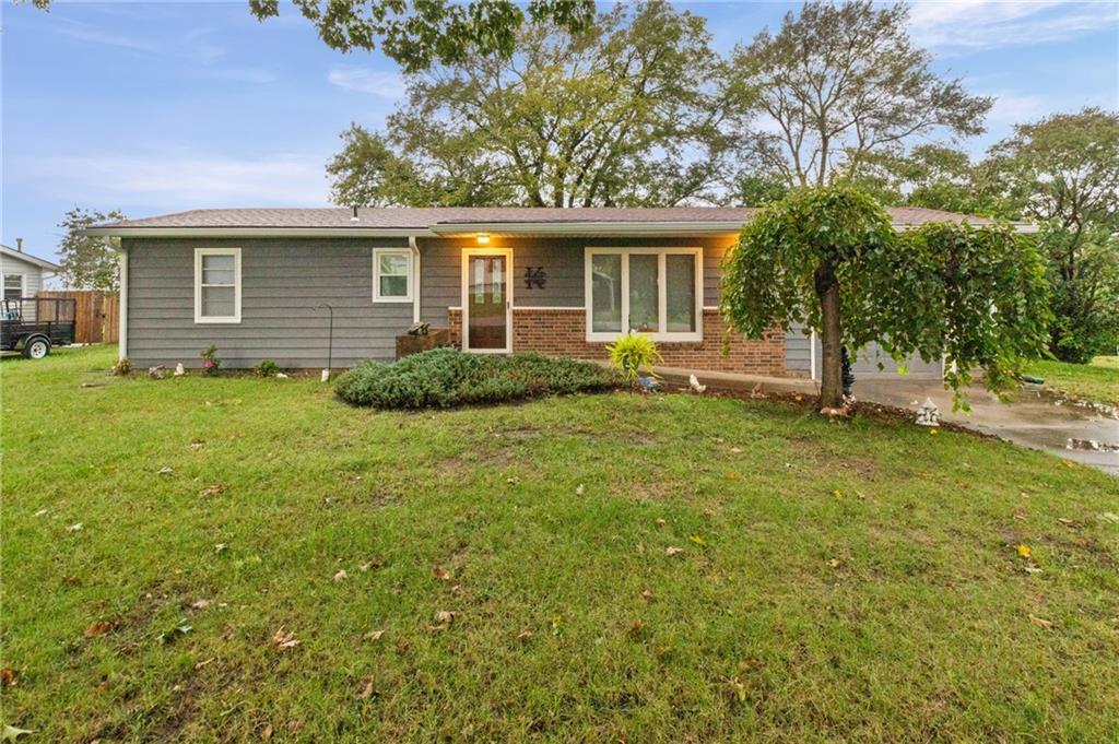 205 S Westview Road Property Photo 2