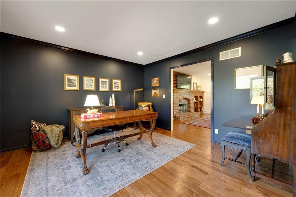 12432 Perry Street Property Photo 6