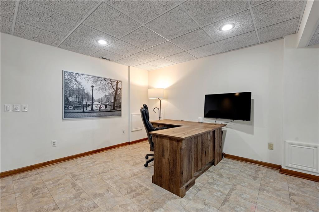 12432 Perry Street Property Photo 36