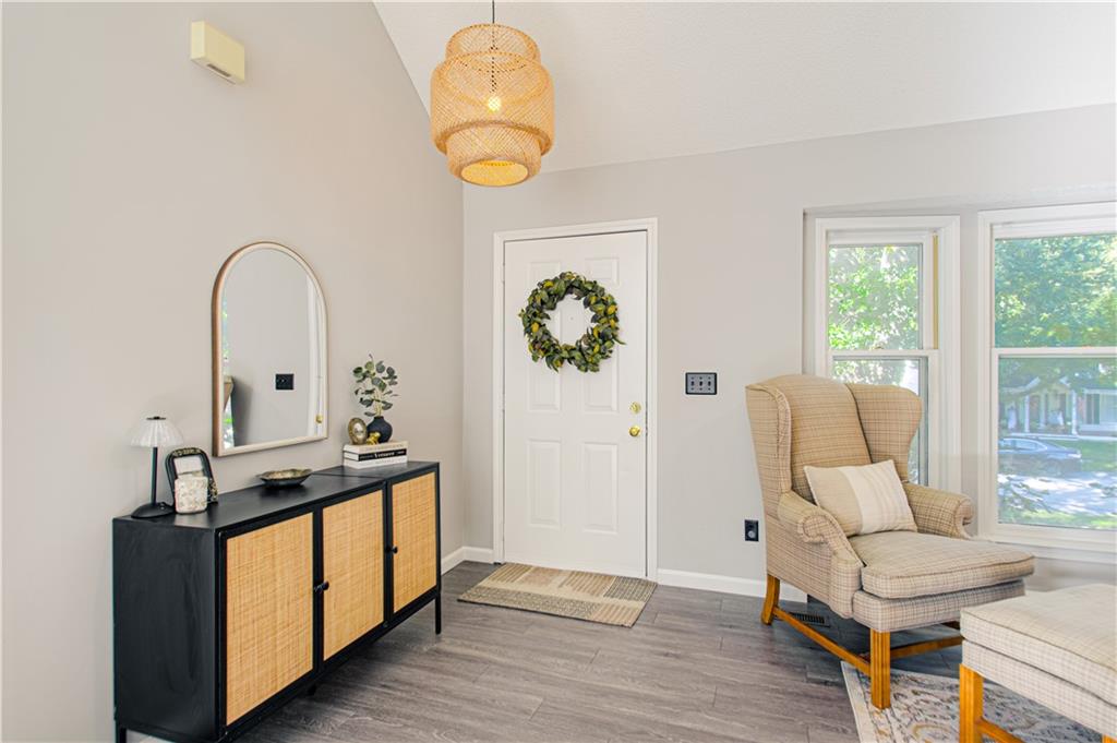 1331 Amesbury Avenue Property Photo 3