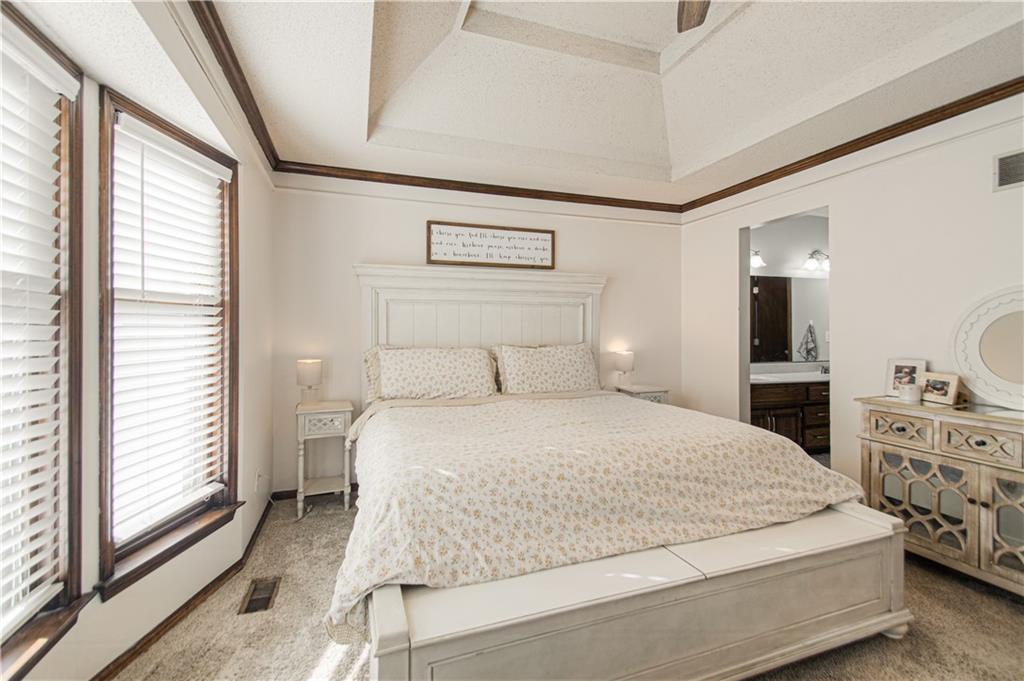 1331 Amesbury Avenue Property Photo 16