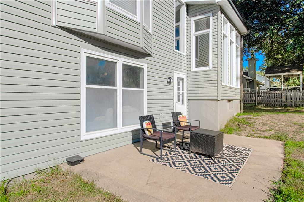 1331 Amesbury Avenue Property Photo 32