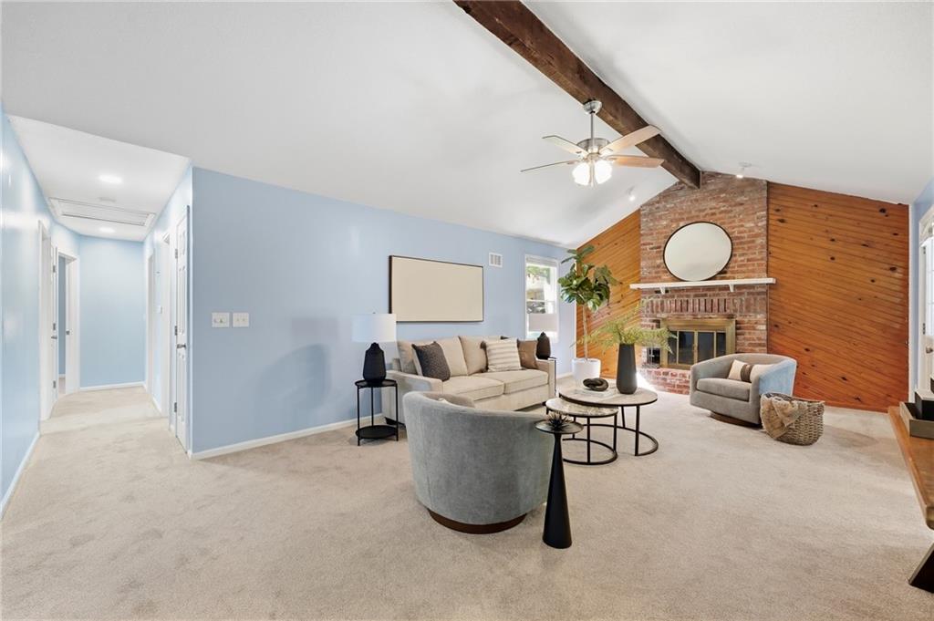 6600 Cottonwood Drive Property Photo 3