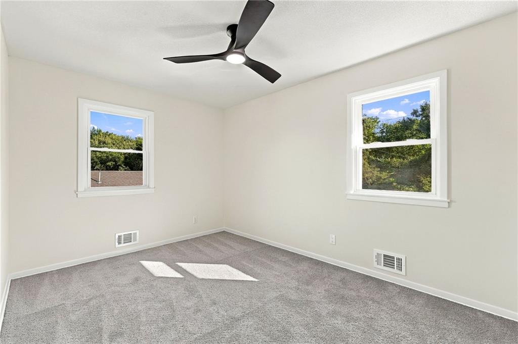 8915 E 57th Street Property Photo 23