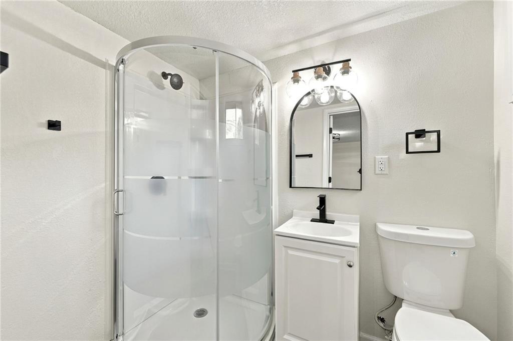 8915 E 57th Street Property Photo 32