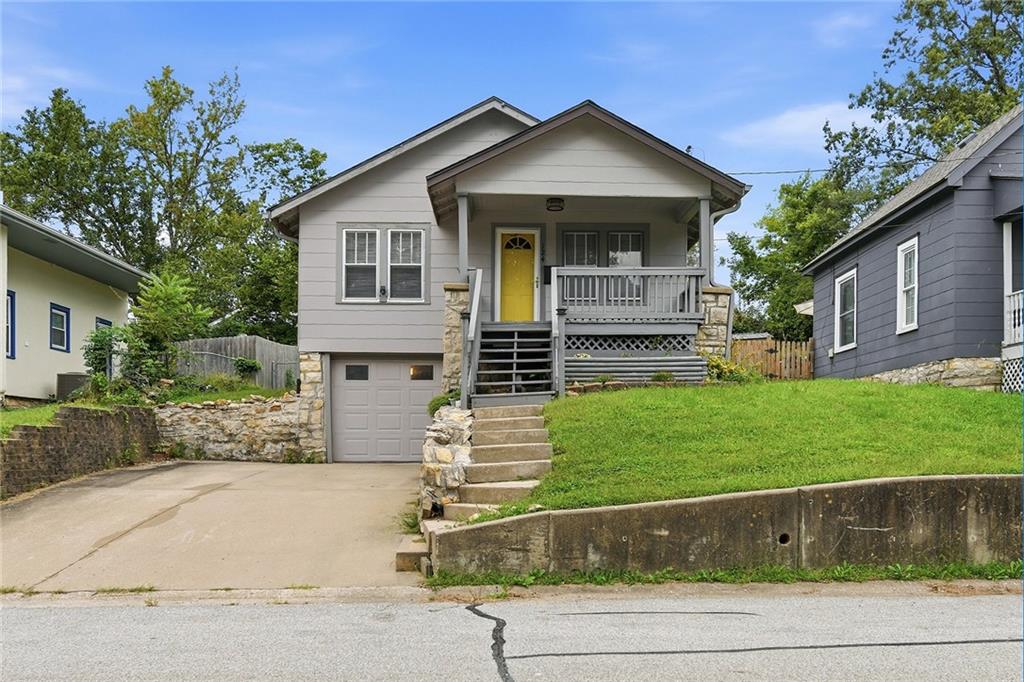 124 S Myrtle Street Property Photo 2