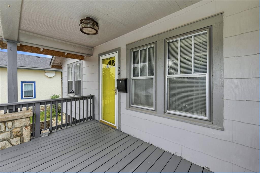 124 S Myrtle Street Property Photo 8