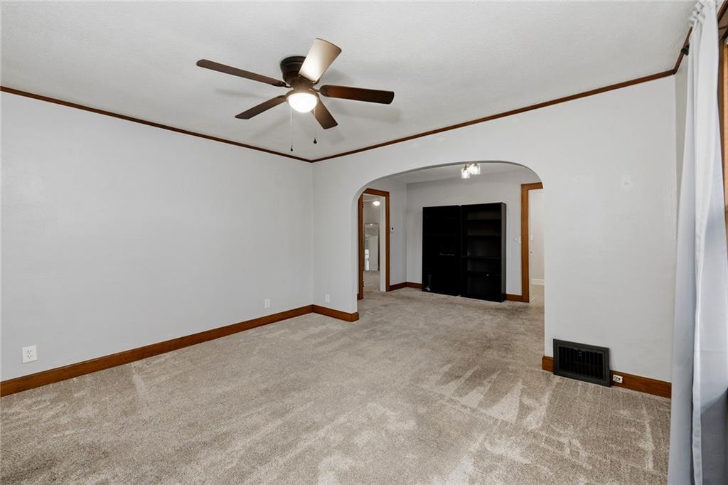 124 S Myrtle Street Property Photo 14