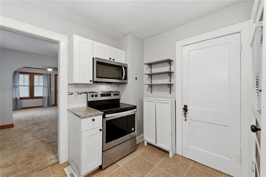 124 S Myrtle Street Property Photo 25