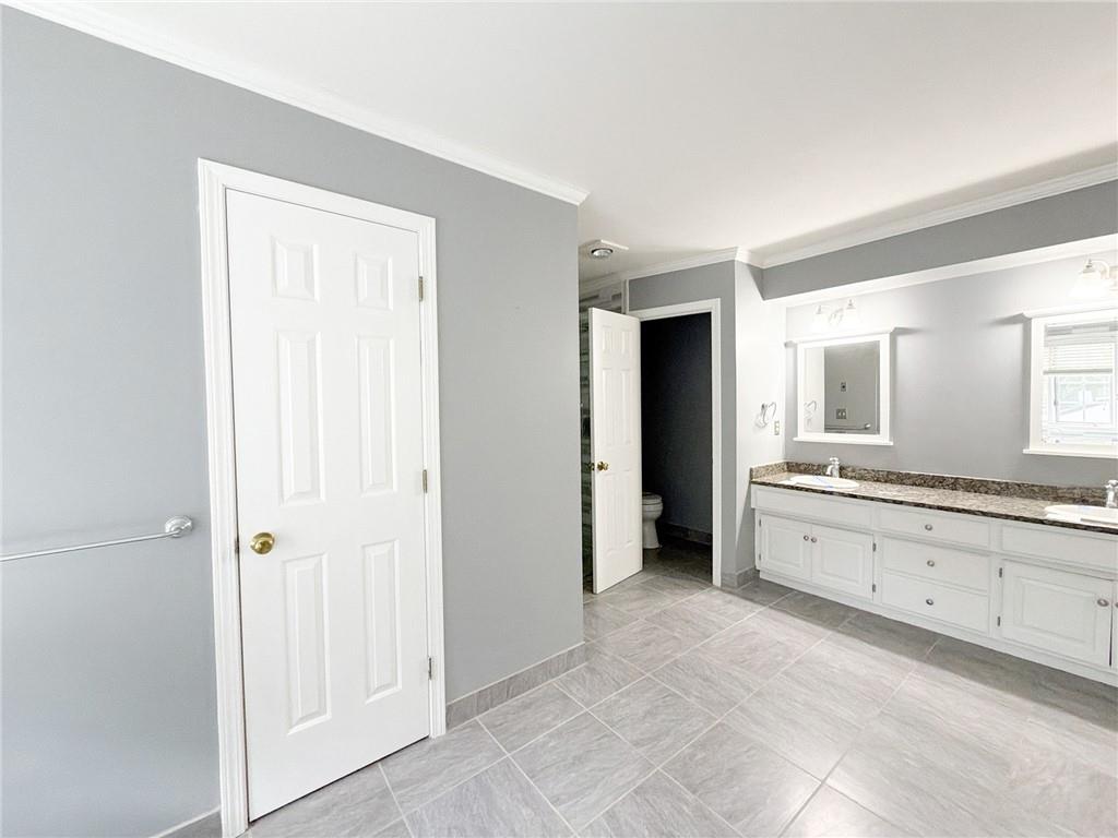 6836 Glenwood Street Property Photo 21