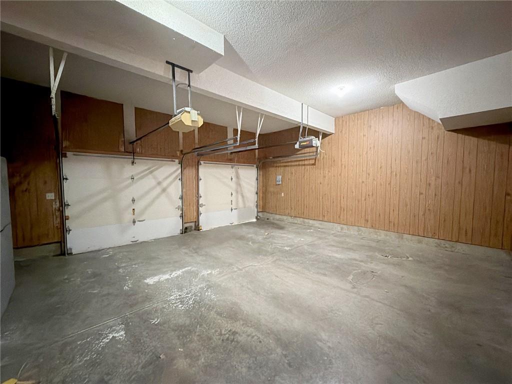 6836 Glenwood Street Property Photo 27