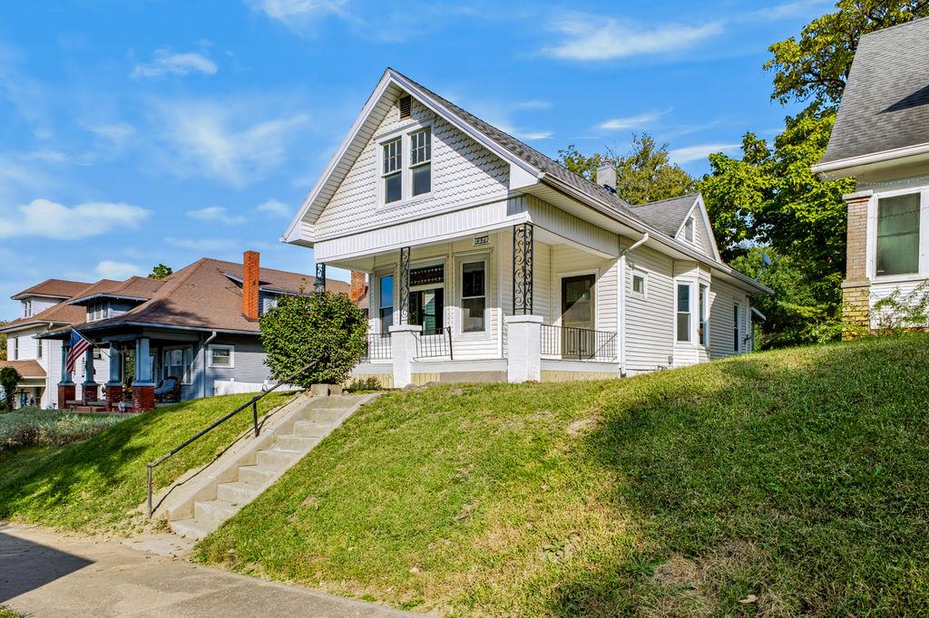 2325 S 15th Street Property Photo 1