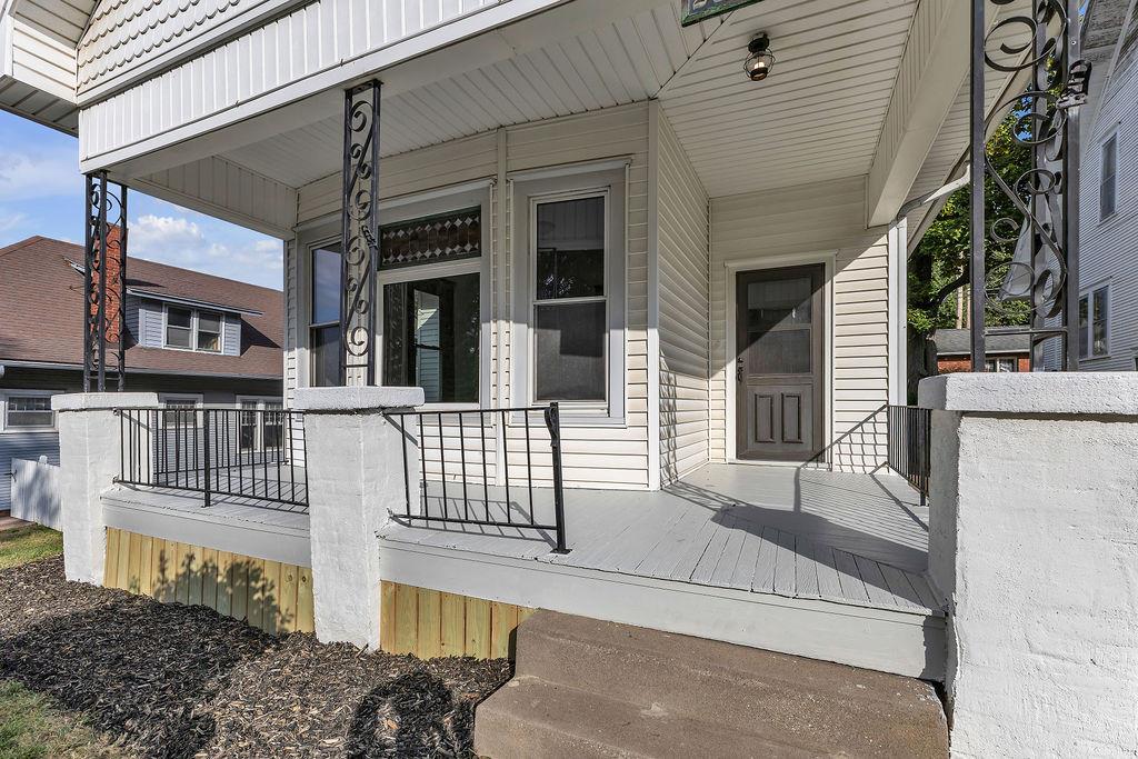 2325 S 15th Street Property Photo 4