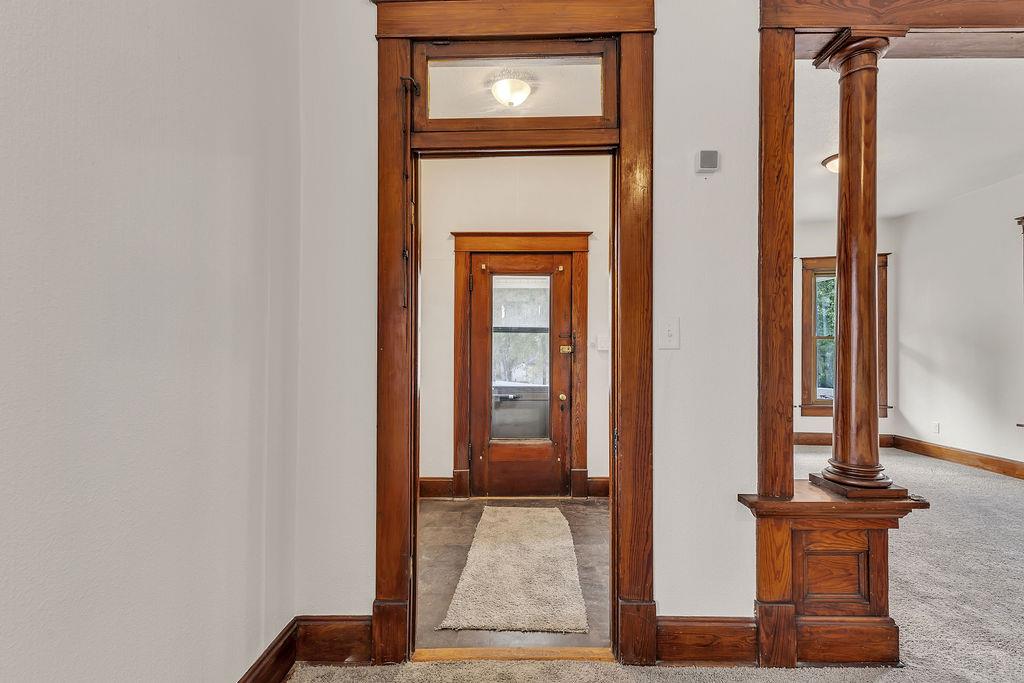 2325 S 15th Street Property Photo 5