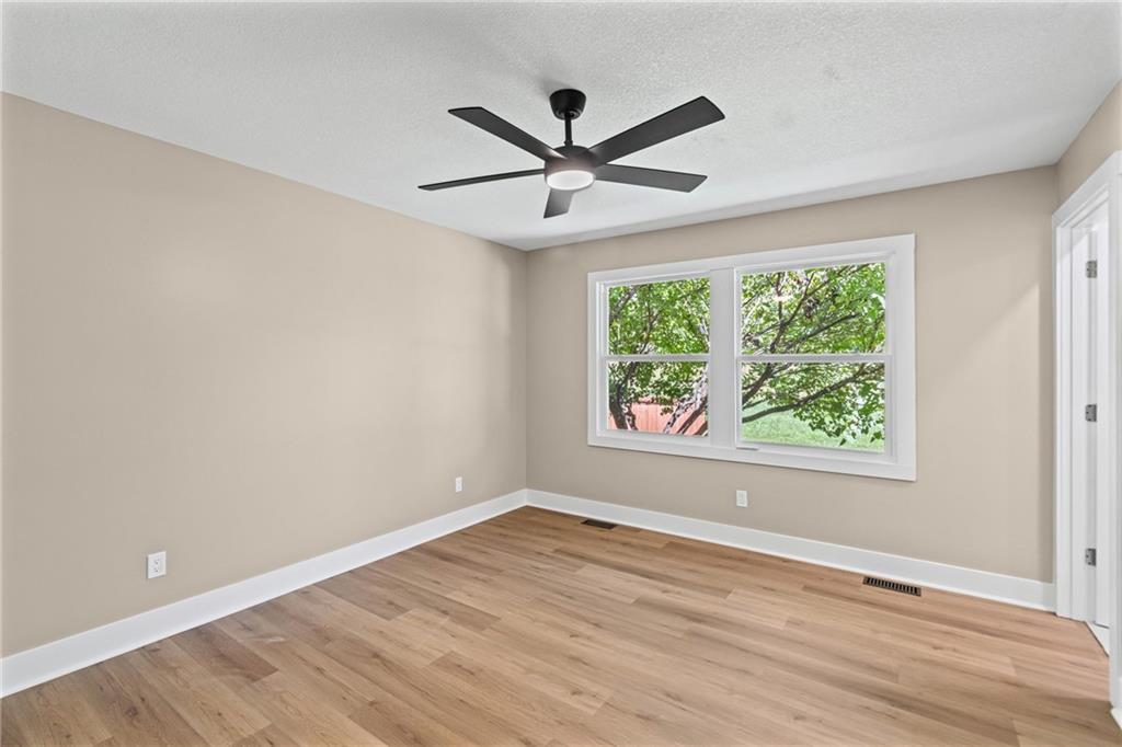 615 S Camden Street Property Photo 17