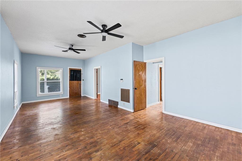 428 S 2nd Street Property Photo 8