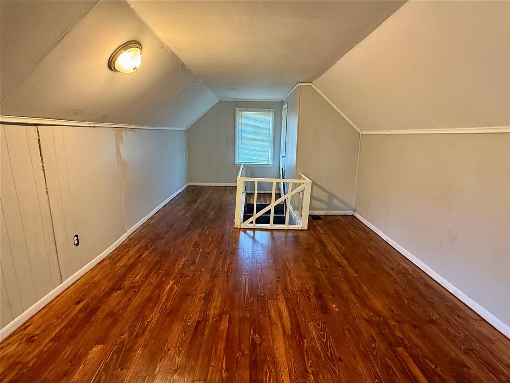 4324 Myrtle Avenue Property Photo 5