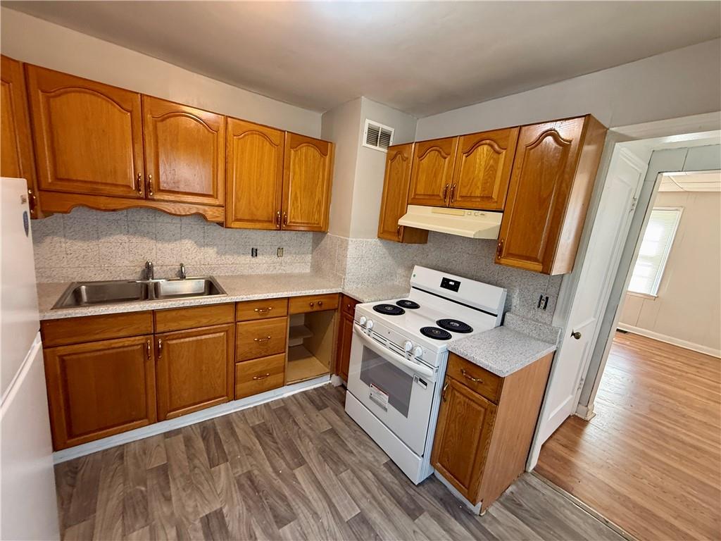 4324 Myrtle Avenue Property Photo 8