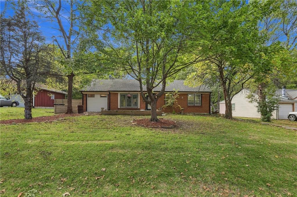 6030 Larsen Lane Property Photo 1