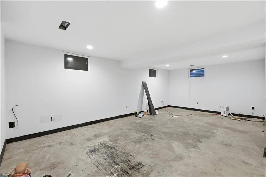 6030 Larsen Lane Property Photo 34